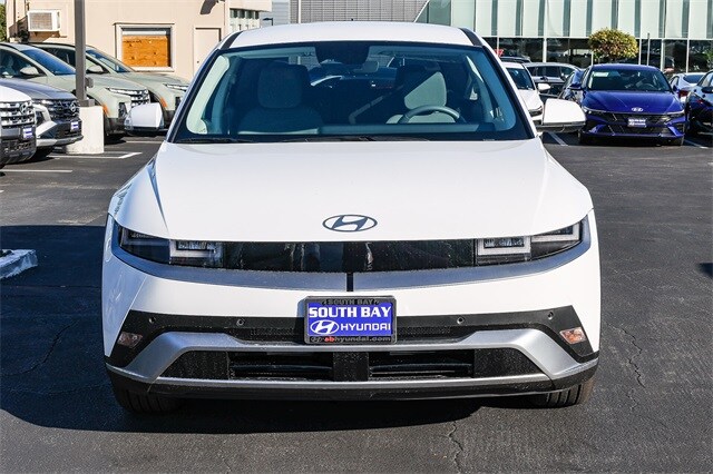 2026 Hyundai Ioniq 5 SE photo 2