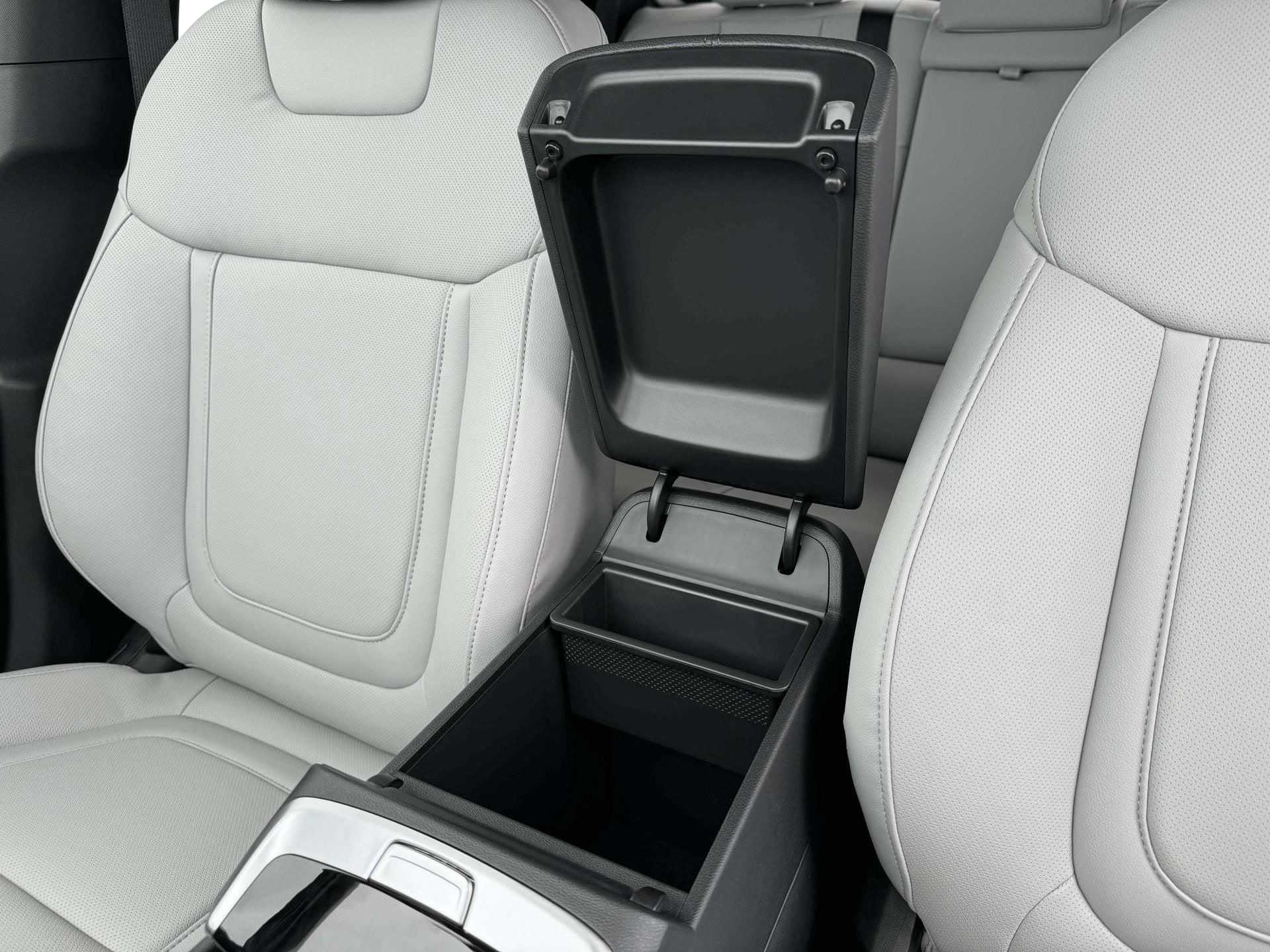 2025 Hyundai Santa Cruz SEL - Photo 18