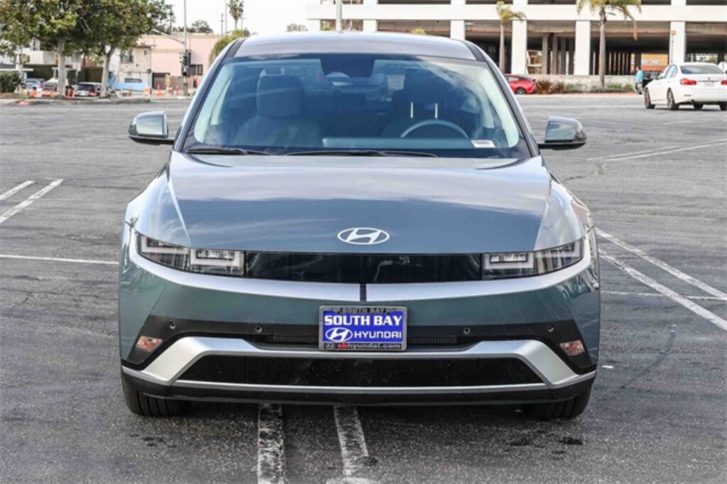 New 2026 Hyundai IONIQ 5 SE Standard Range SUV