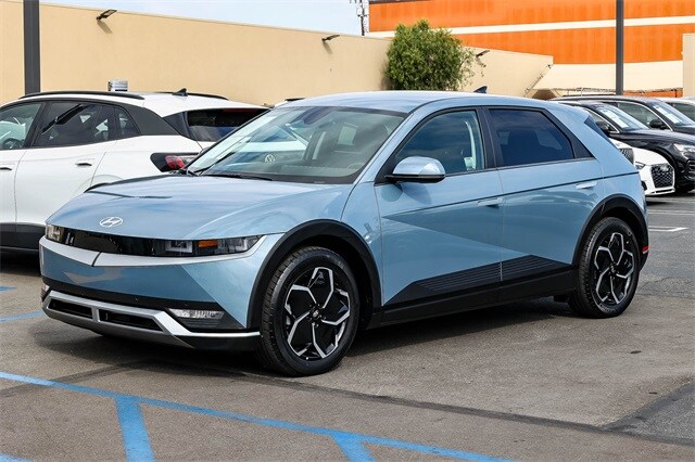 2024 Hyundai Ioniq 5 SEL photo 3