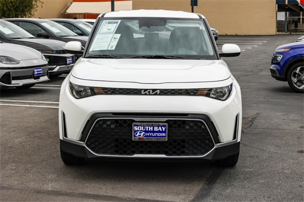 Used 2024 Kia Soul LX Hatchback
