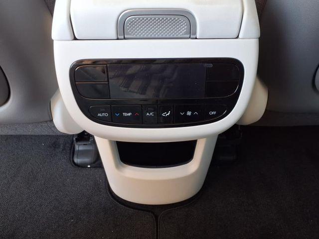 2026 Hyundai IONIQ 9 SE - Photo 6