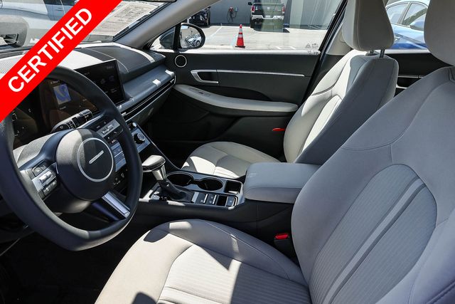 2025 Hyundai Sonata SE - Photo 21