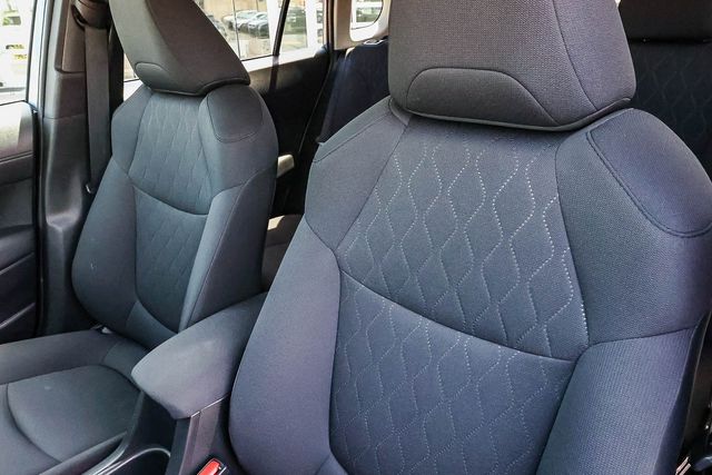 2023 Toyota Corolla Cross LE - Photo 28