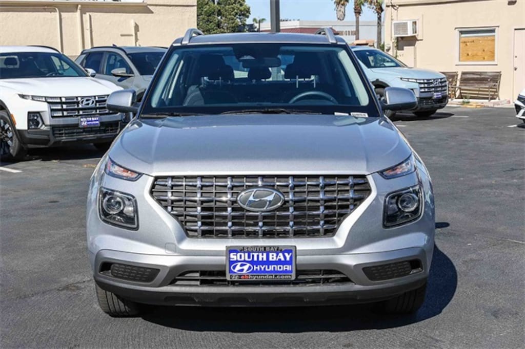 New 2025 Hyundai Venue SEL SUV