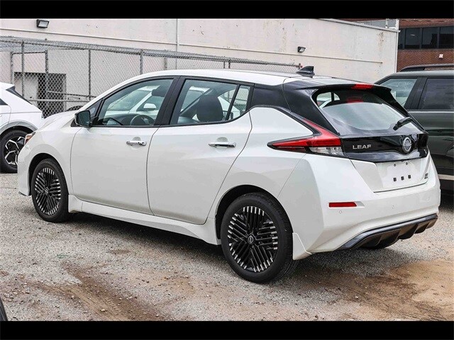 2025 Nissan Leaf SV Plus photo 4