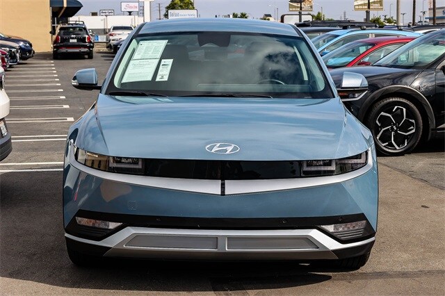 2024 Hyundai Ioniq 5 SEL photo 2