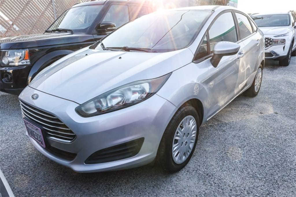 Used 2016 Ford Fiesta S Sedan