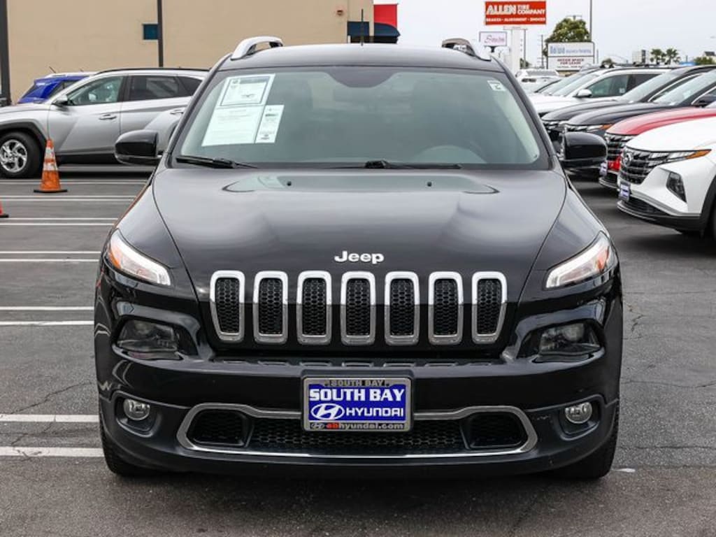 Used 2017 Jeep Cherokee Limited SUV