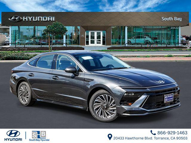 2026 Hyundai Sonata SEL's photo