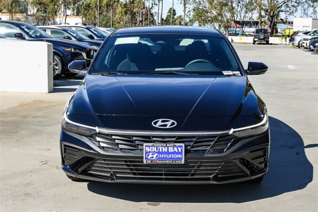 New 2026 Hyundai Elantra SEL Sport Sedan