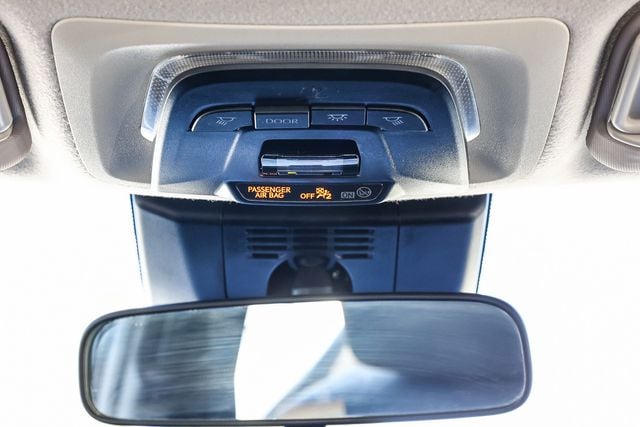 2024 Toyota Corolla LE - Photo 18