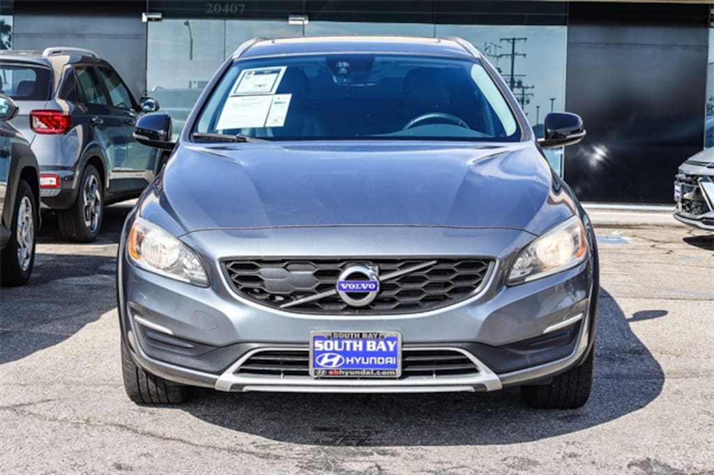 Used 2018 Volvo V60 Cross Country T5 Wagon
