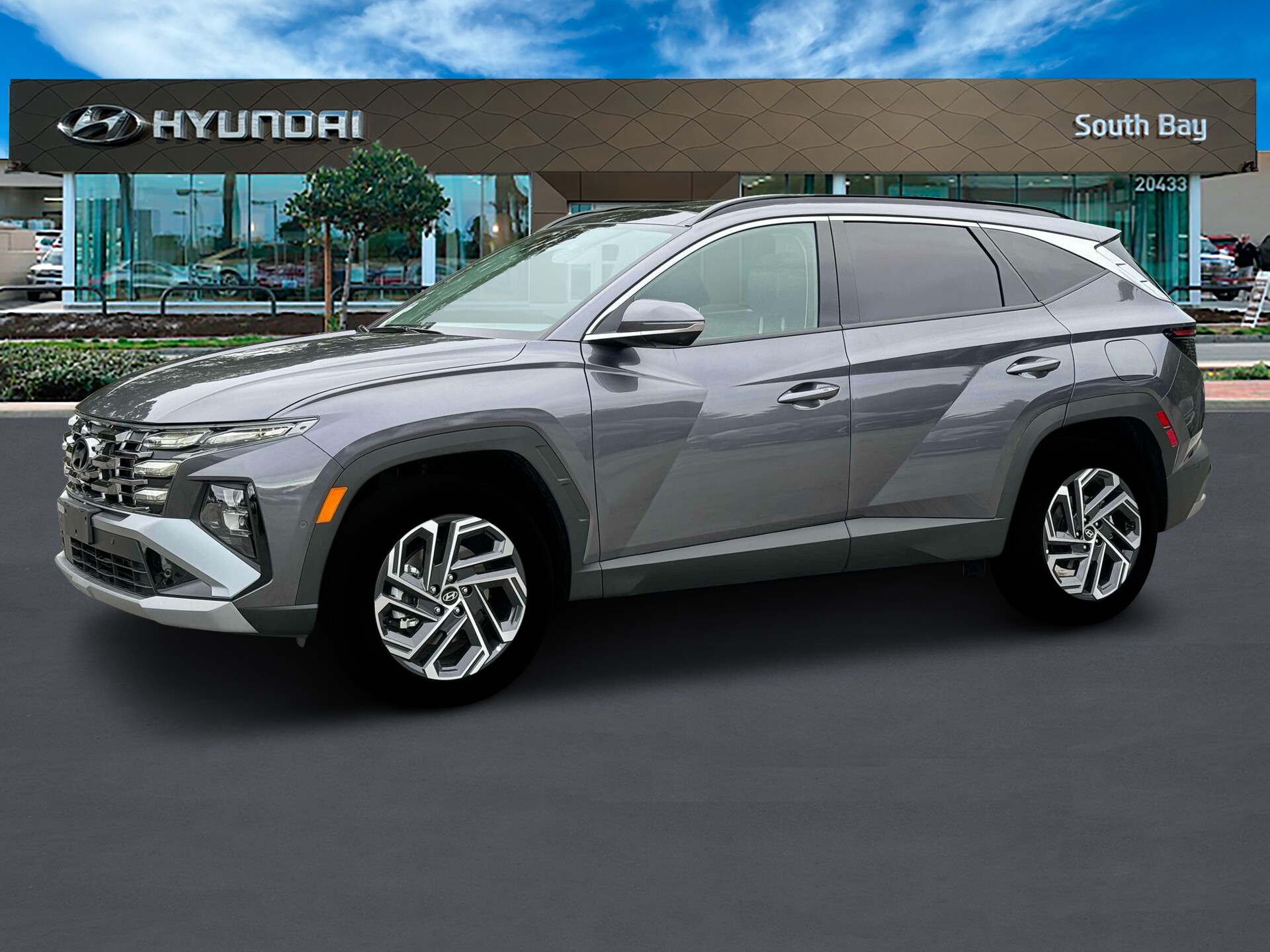 2025 Hyundai Tucson Hybrid Limited photo 2