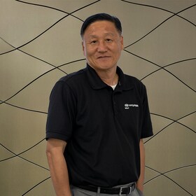 Staff member Terry Kim from ID_9e2722d49dee