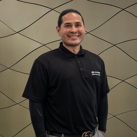 Staff member Antonio Lopez from ID_9e2722d49dee