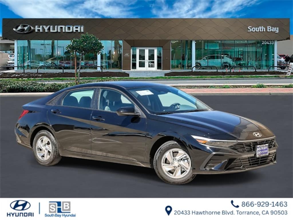 New 2025 Hyundai Elantra SE Sedan