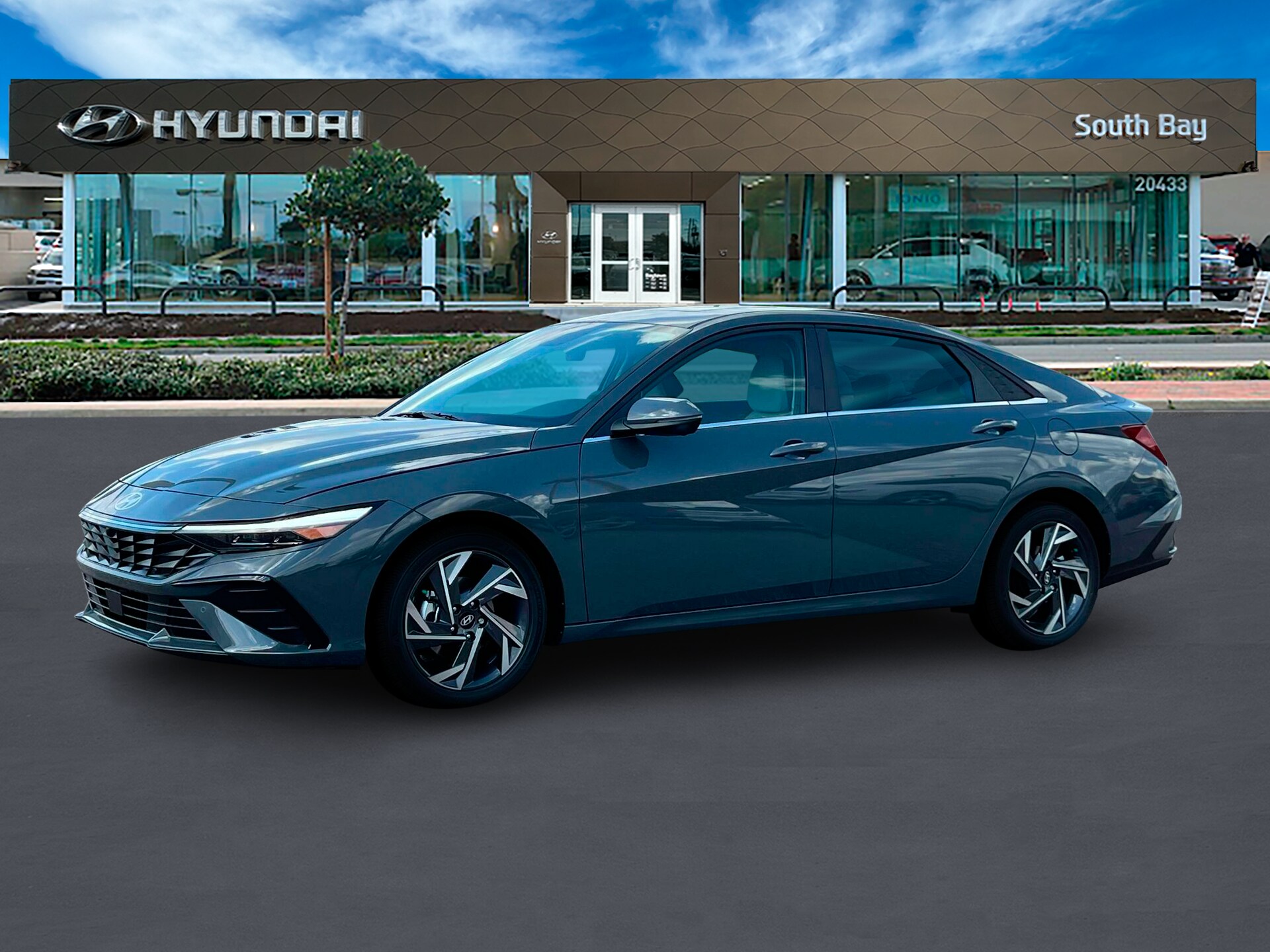 2025 Hyundai Elantra Limited photo 2