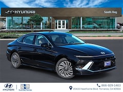 2026 Hyundai Sonata Hybrid Limited Sedan