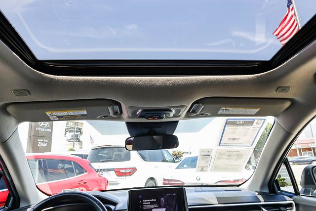 2023 Toyota Corolla Cross LE - Photo 17