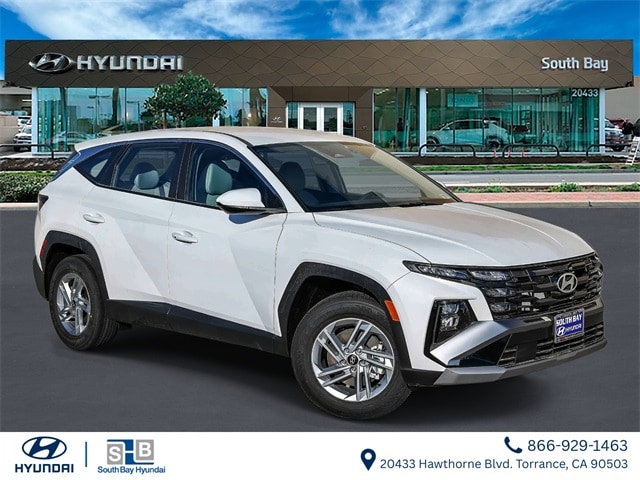 2026 Hyundai Tucson SE's photo