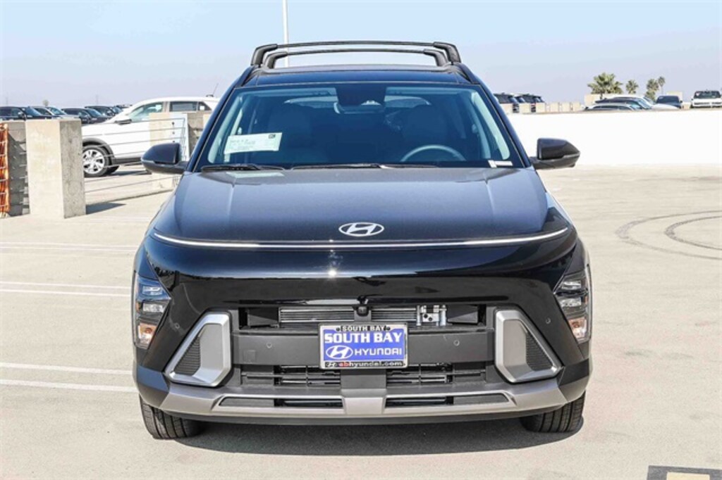 New 2026 Hyundai Kona Limited FWD SUV