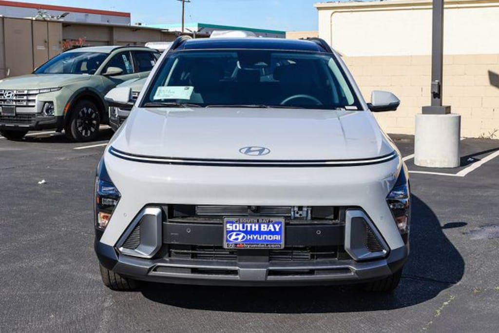 New 2026 Hyundai Kona Limited FWD SUV