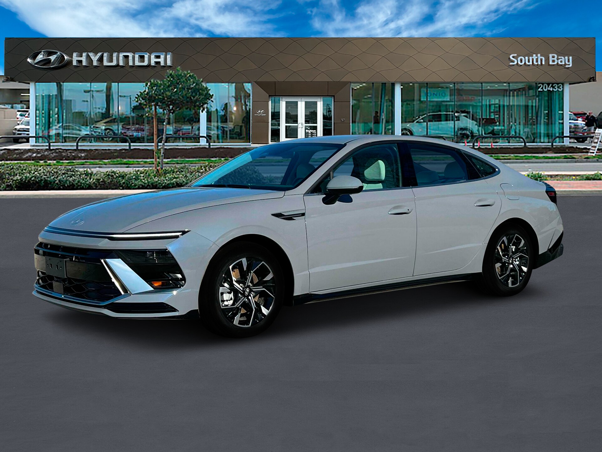 2025 Hyundai Sonata SEL photo 2