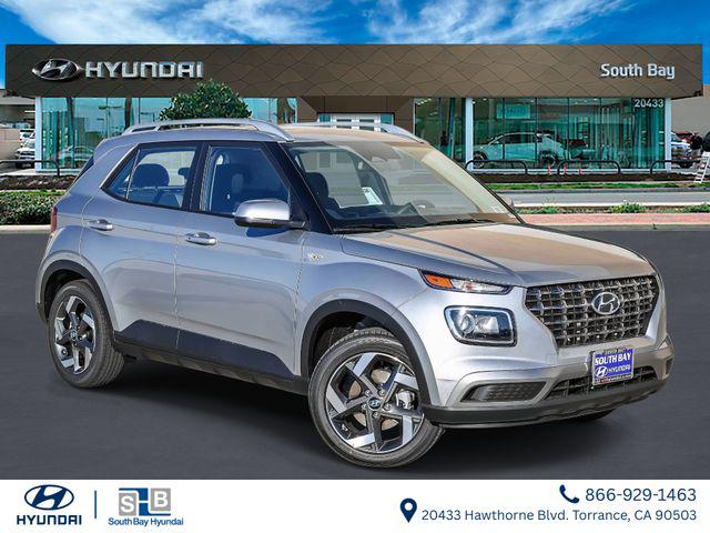 2026 Hyundai Venue SEL w/ 2-Tone Roof IVT's photo