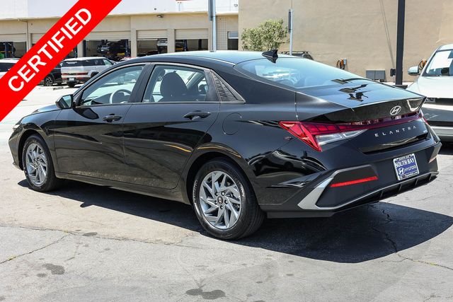 2025 Hyundai Elantra Blue - Photo 4
