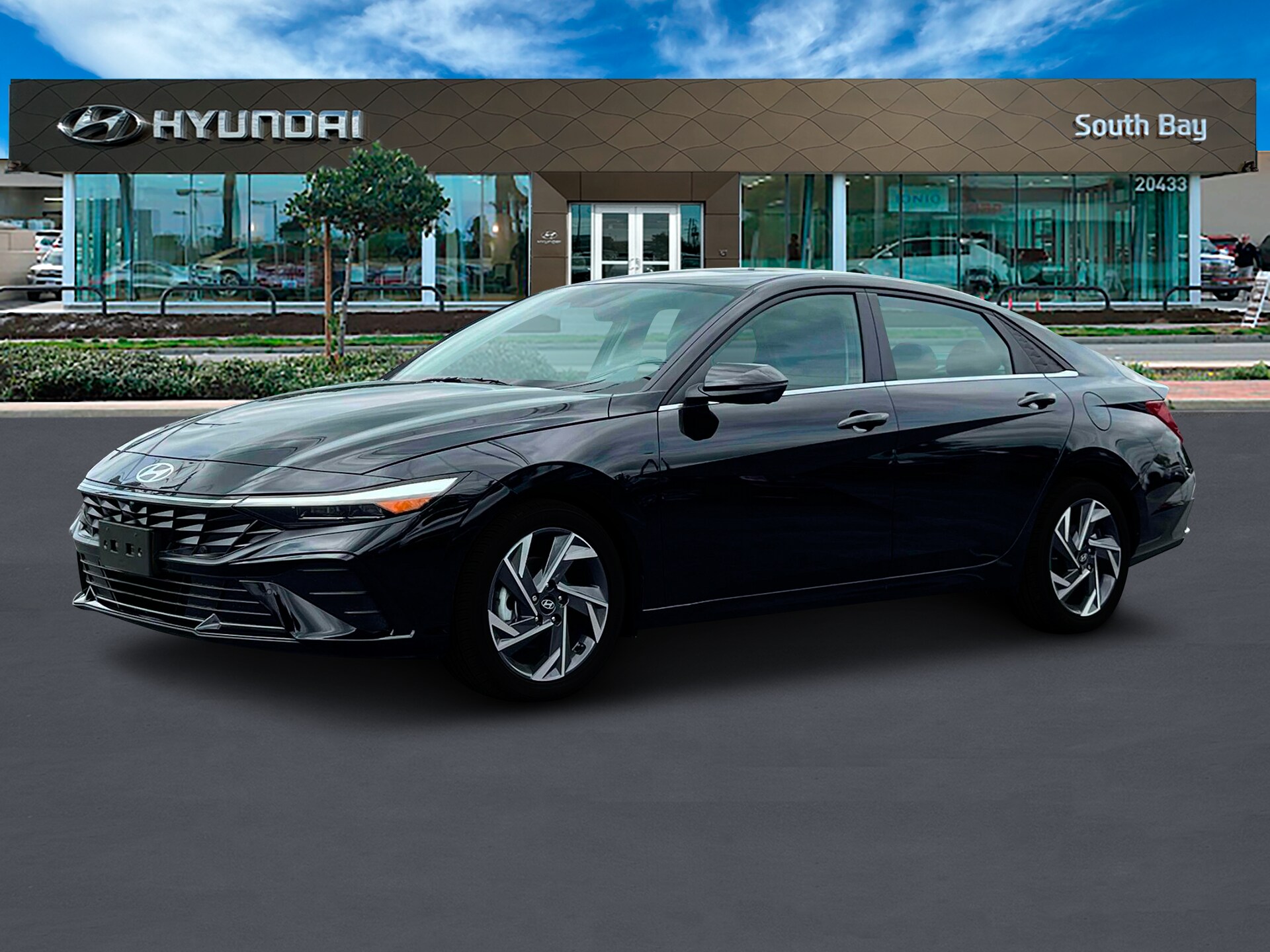 2025 Hyundai Elantra Limited photo 2
