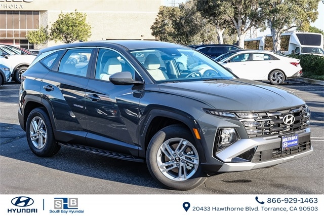 2026 Hyundai Tucson SE's photo