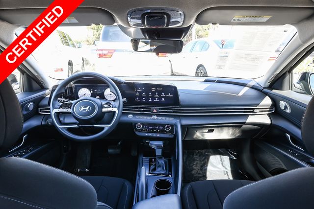 2024 Hyundai Elantra SEL - Photo 14