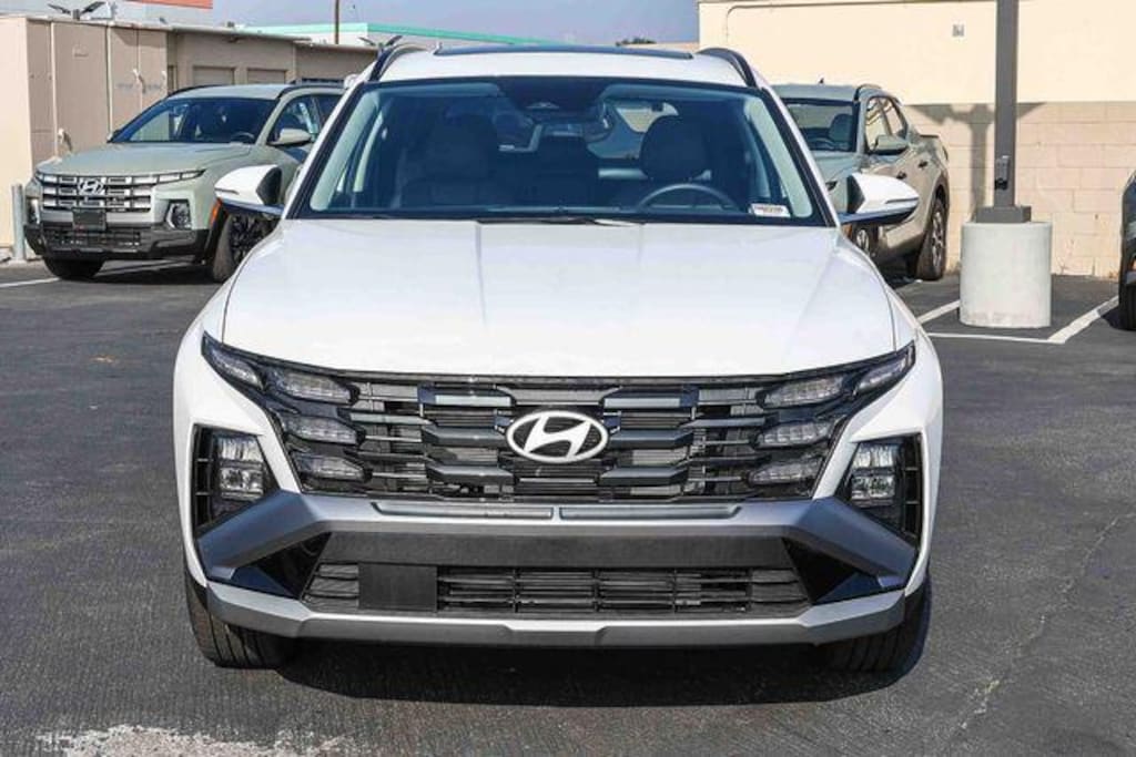 New 2026 Hyundai Tucson SEL Premium FWD SUV