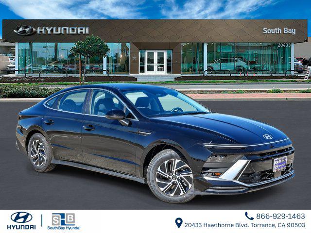 2027 Hyundai Sonata Hybrid Sedan 