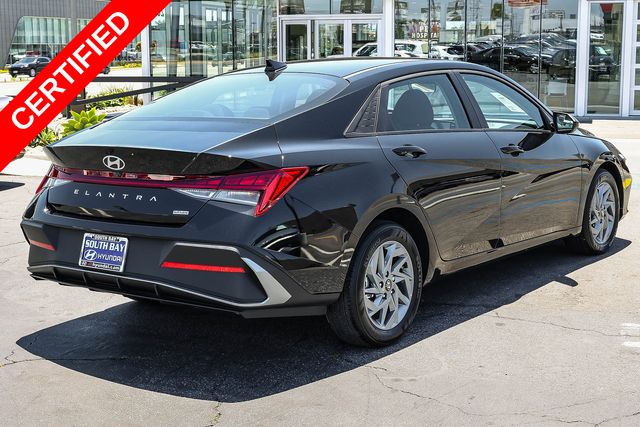 2025 Hyundai Elantra Blue - Photo 6