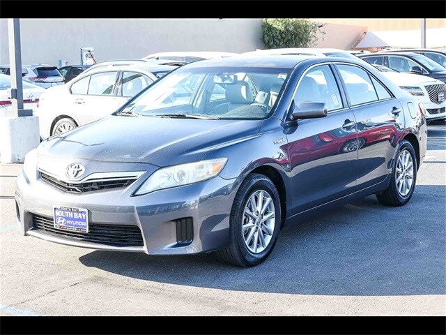 2011 Toyota Camry Hybrid Base photo 3