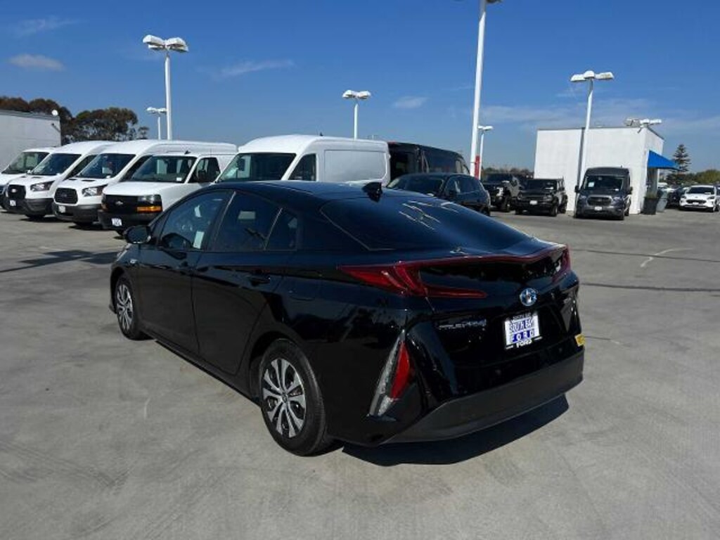 Certified 2022 Toyota Prius Prime Limited HATCHBACK