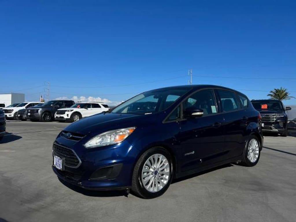 Certified 2017 Ford Cmax SE HATCHBACK