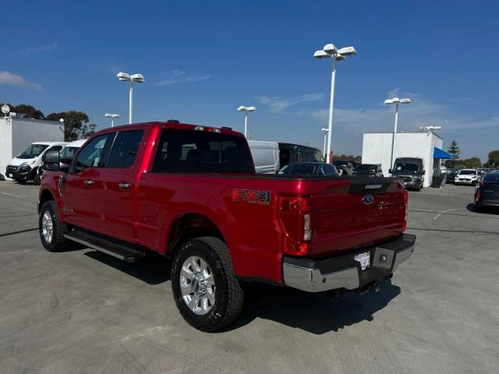 Certified 2022 Ford F-250 XLT CREW CAB PICKUP