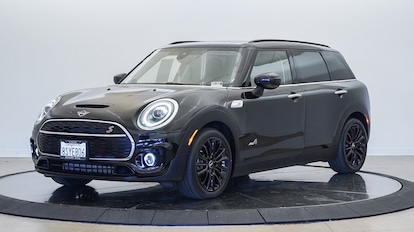 Entertainment Features in the 2021 MINI Countryman