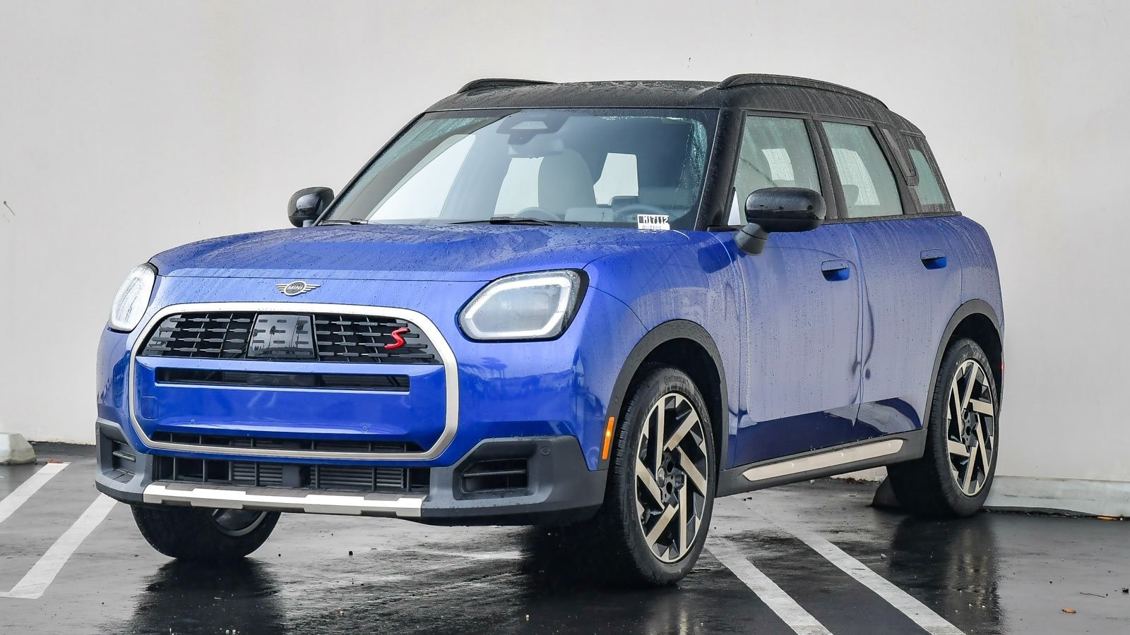 2025 MINI Countryman Signature Plus