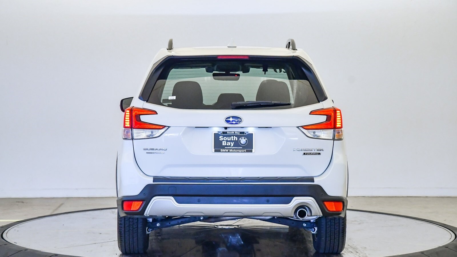 2020 Subaru Forester Touring photo 2