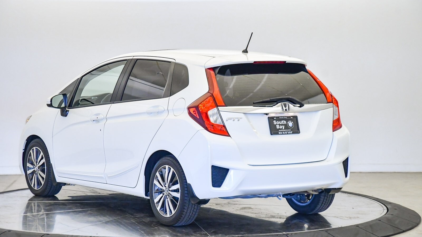 2016 Honda Fit EX photo 2