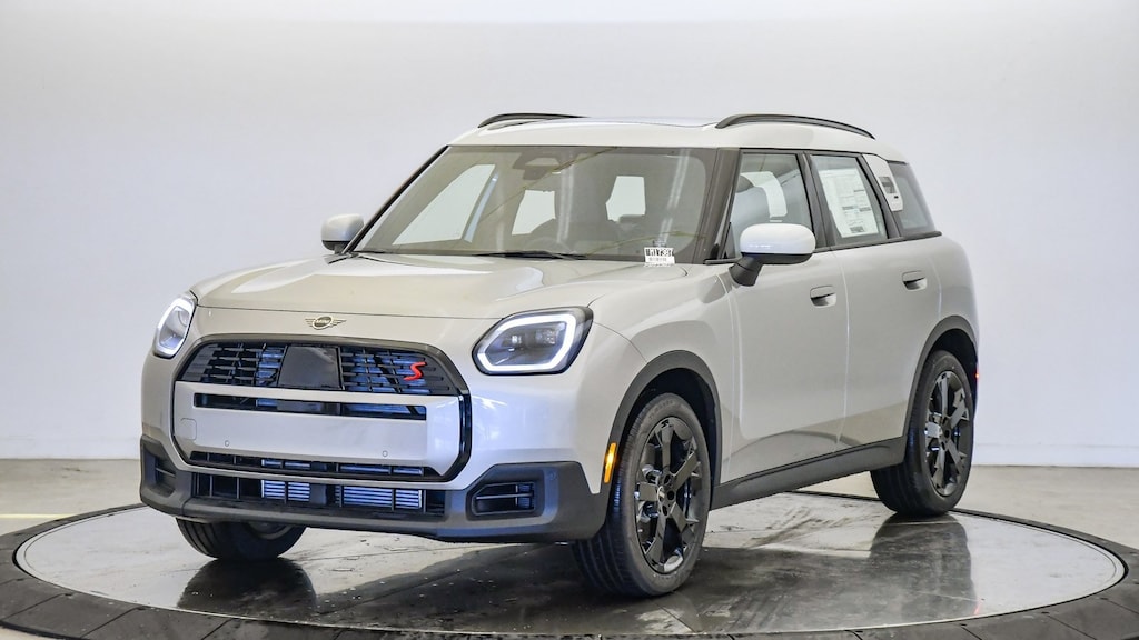 New 2026 MINI Countryman Signature Plus SUV