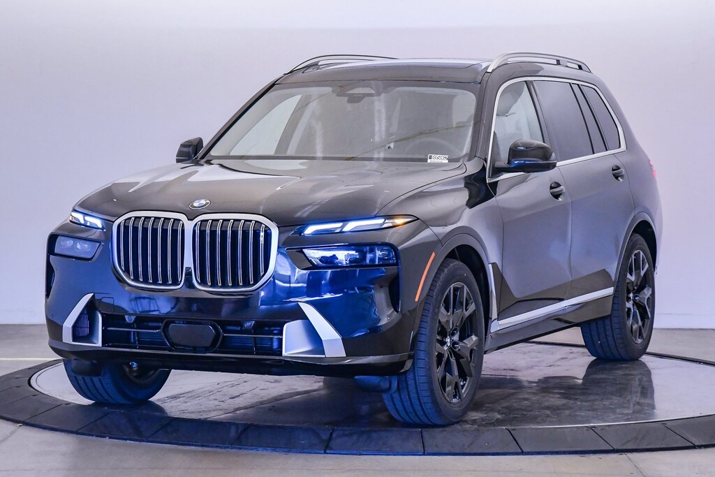 New 2026 BMW X7 xDrive40i SUV
