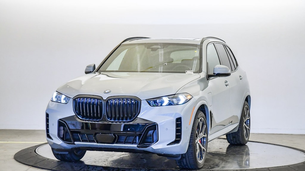 New 2026 BMW X5 xDrive50e SUV