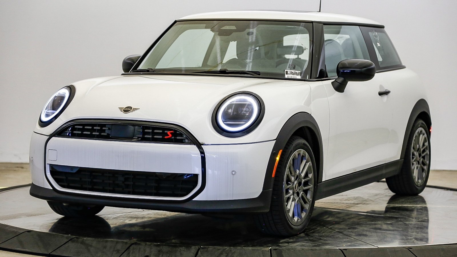 2025 MINI Hardtop 2 Door Signature Plus