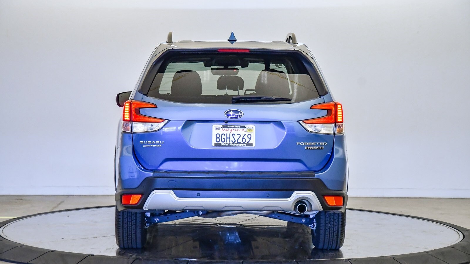2019 Subaru Forester Touring photo 3