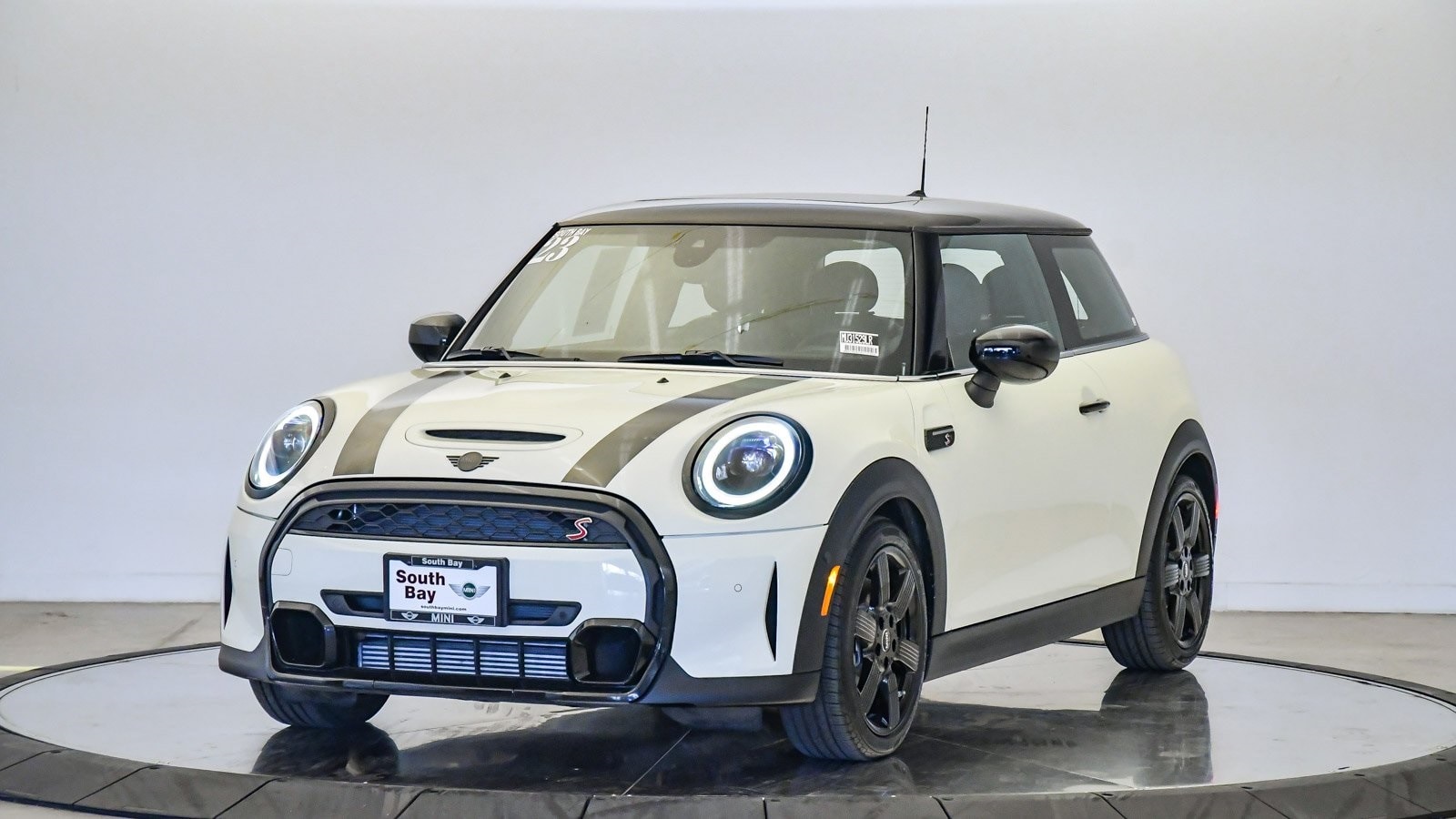 2023 MINI 3 Door